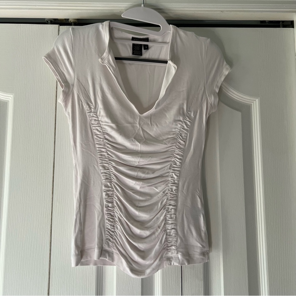 BCBG Maxazria Y2K White Ruched V-Neck Top Size Small